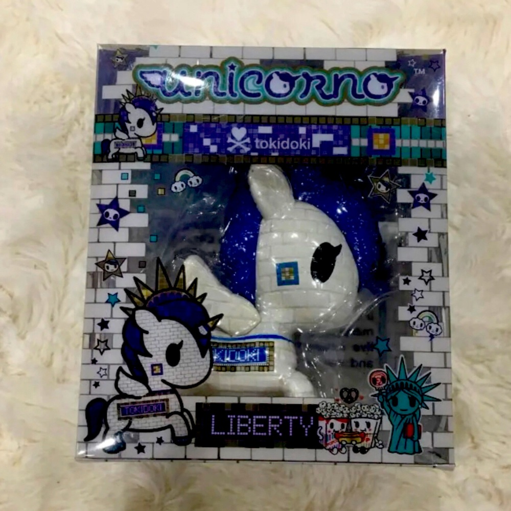 2019 NYCC TOKIDOKI LIBERTY UNICORNO SUBWAY TILES